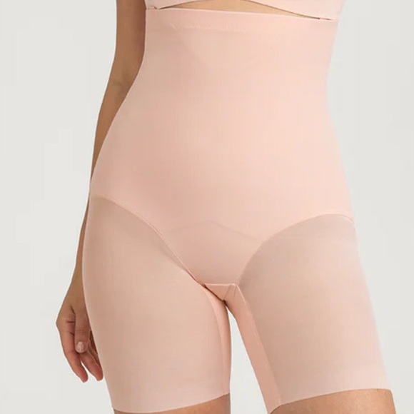 New with Tags HoneyLove SuperPower Short L - Picture 3 of 4